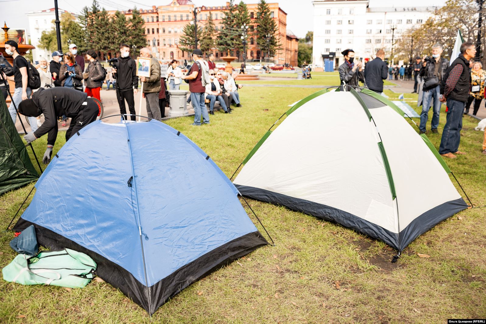 Tents at the rally in support of Sergei Furgal, October 10, 2020. Photo: Olga Tsykareva for sibreal.org.