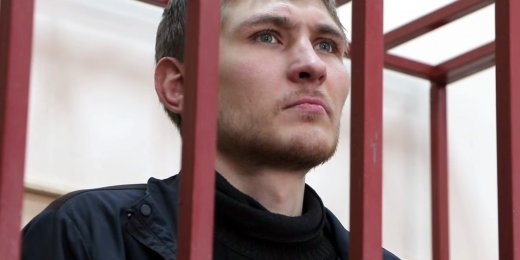 «Болотное дело» снова в суде: к делу Максима Панфилова приобщили «ручку Пелевиной»
