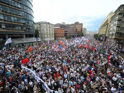      Неспортивное поведение: с 1 июня ограничат проведение митингов из-за Кубка конфедераций
    