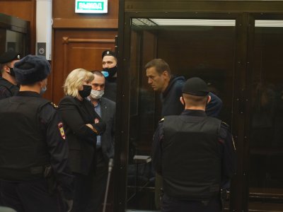      Суд отправил Алексея Навального в колонию. Итоги акций протеста 2 февраля
    